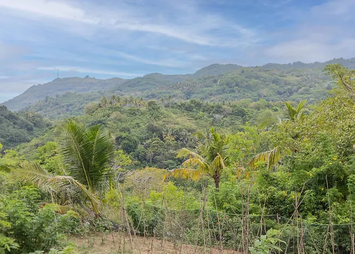Batang Golden Hills Pensión Tanglad