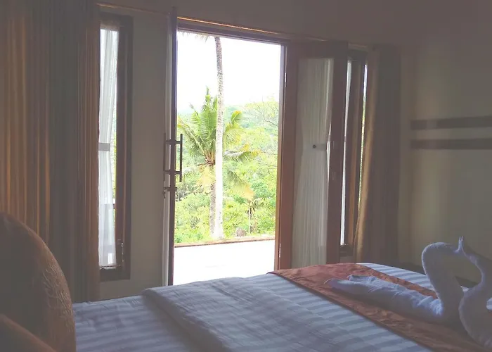 Pensión Batang Golden Hills 3*